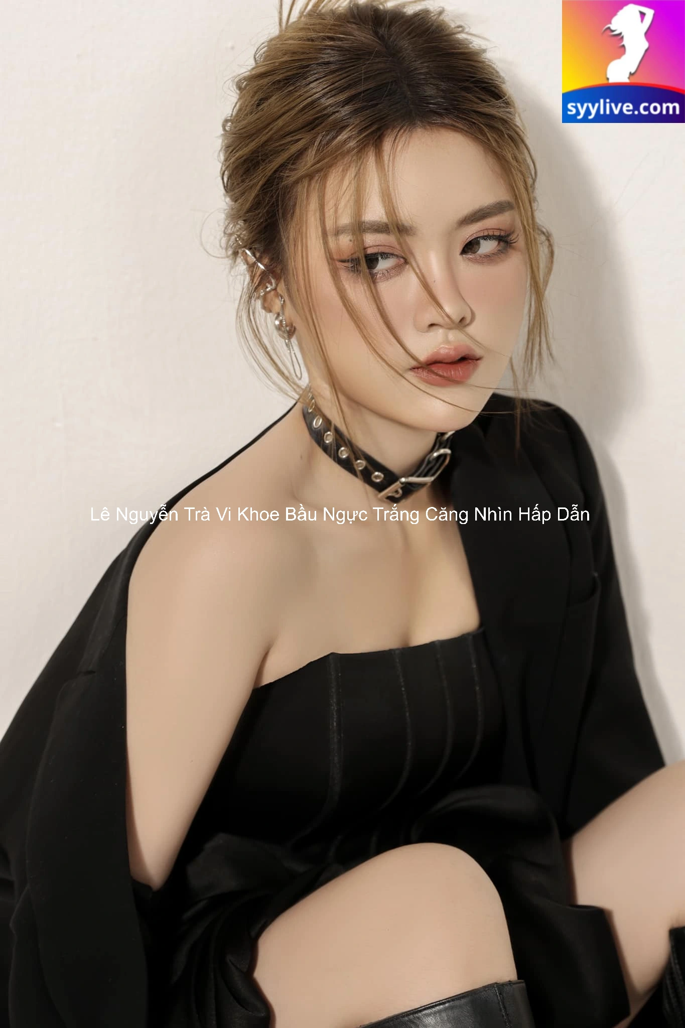 Lê Nguyễn Trà Vi Khoe Bầu Ngực Trắng Căng Nhìn Hấp Dẫn 4 Lê Nguyễn Trà Vi Khoe Bầu Ngực Trắng Căng Nhìn Hấp Dẫn 4