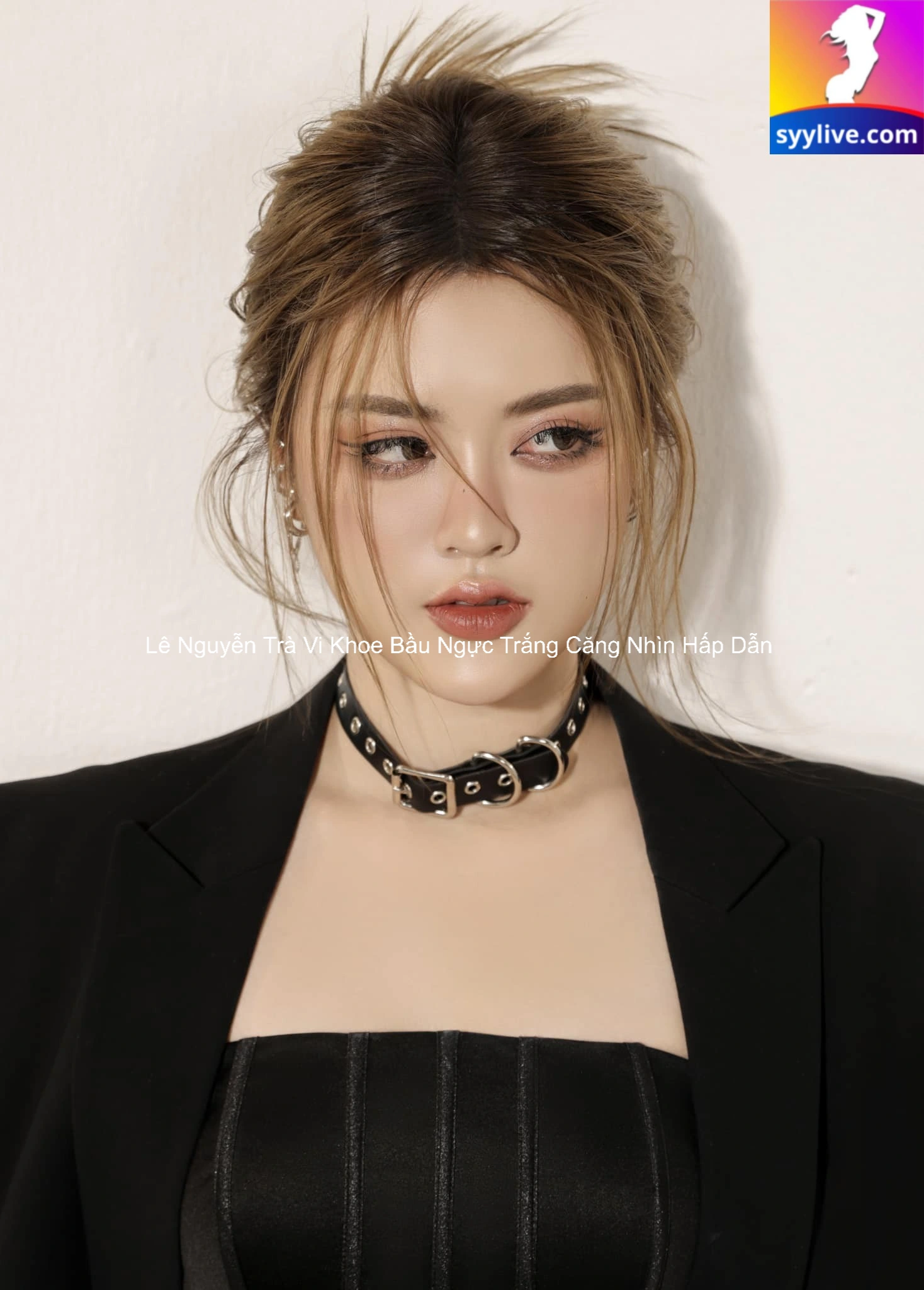 Lê Nguyễn Trà Vi Khoe Bầu Ngực Trắng Căng Nhìn Hấp Dẫn 6 Lê Nguyễn Trà Vi Khoe Bầu Ngực Trắng Căng Nhìn Hấp Dẫn 6