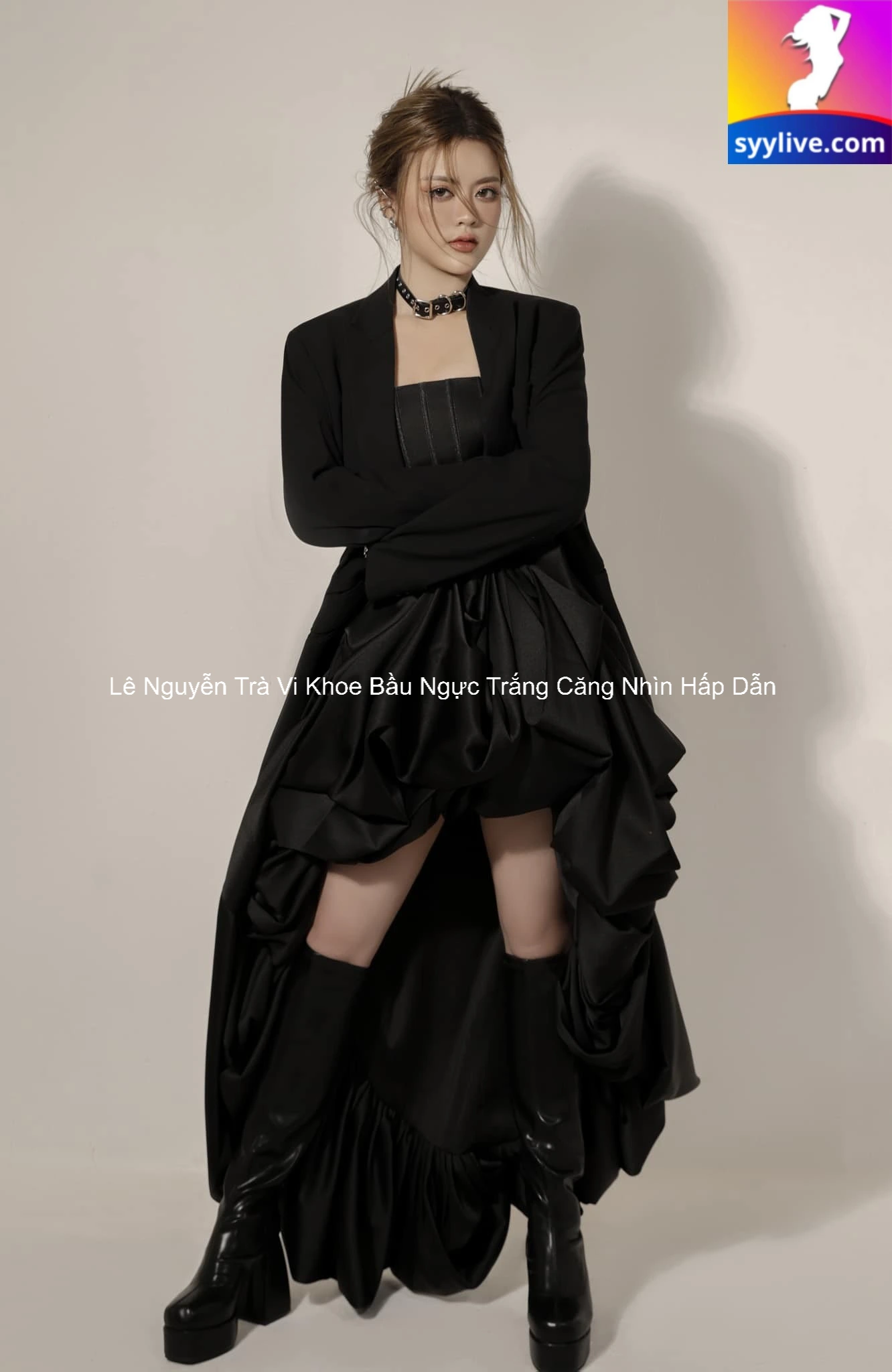 Lê Nguyễn Trà Vi Khoe Bầu Ngực Trắng Căng Nhìn Hấp Dẫn 8 Lê Nguyễn Trà Vi Khoe Bầu Ngực Trắng Căng Nhìn Hấp Dẫn 8